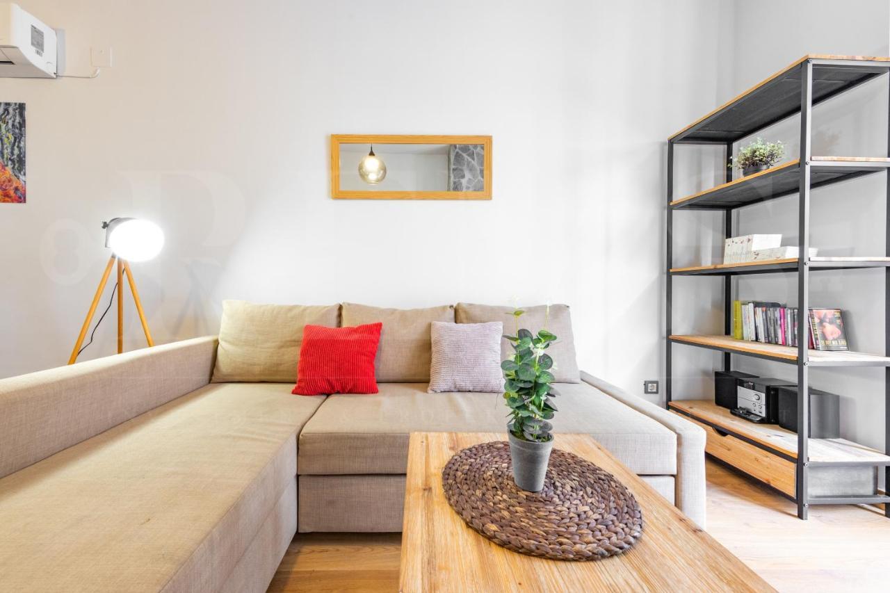 Apartmán Cozy Flat With Common Pool & Parking - Center By Rems Màlaga Exteriér fotografie