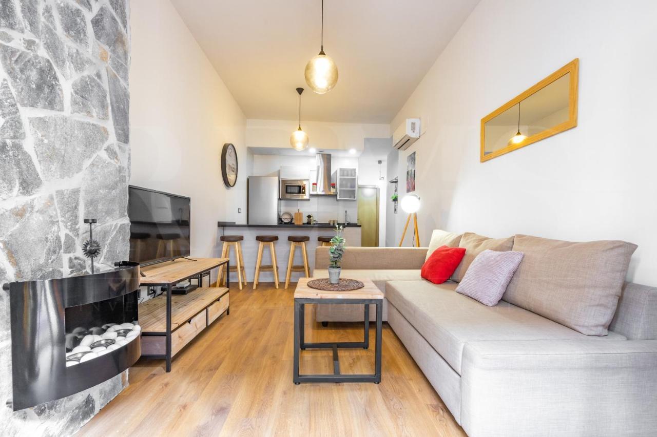 Apartmán Cozy Flat With Common Pool & Parking - Center By Rems Màlaga Exteriér fotografie