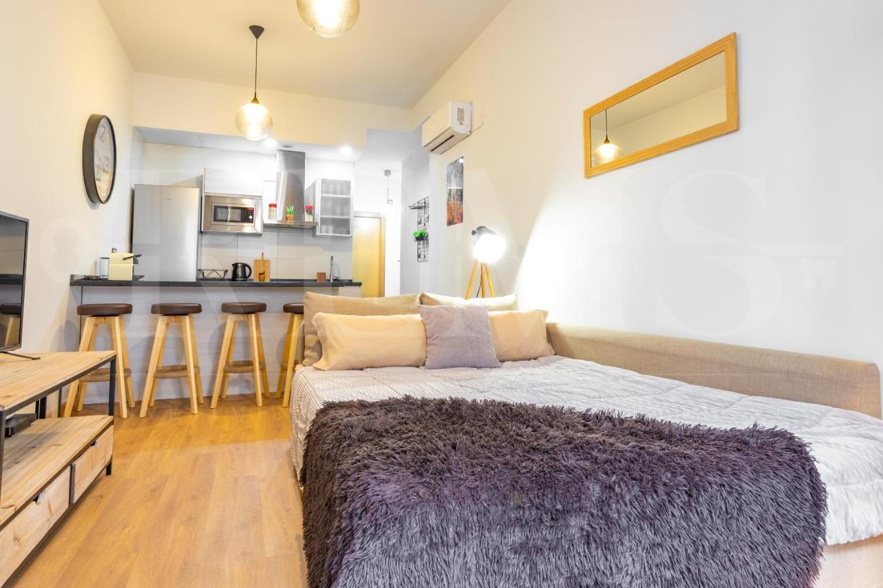 Apartmán Cozy Flat With Common Pool & Parking - Center By Rems Màlaga Exteriér fotografie